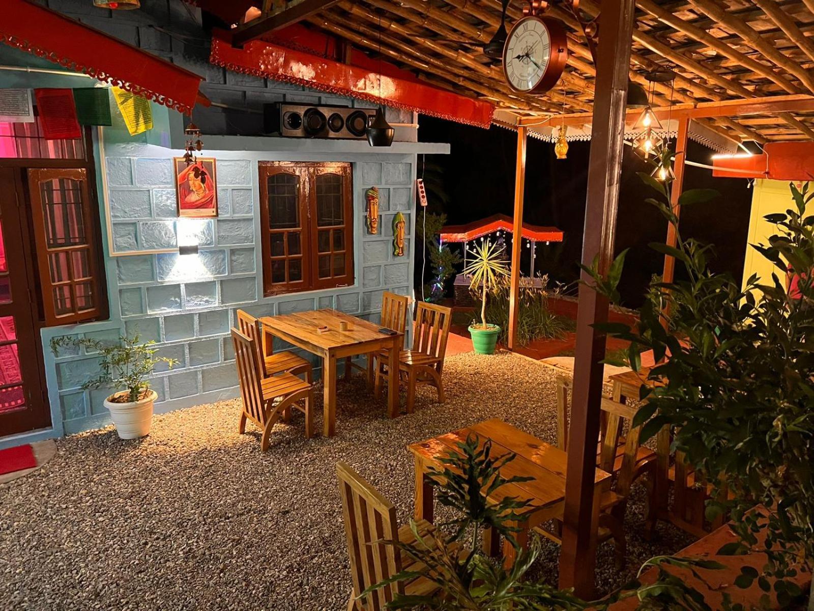 Tathastu Bir -Homestay ,Dorm,Hostel المظهر الخارجي الصورة
