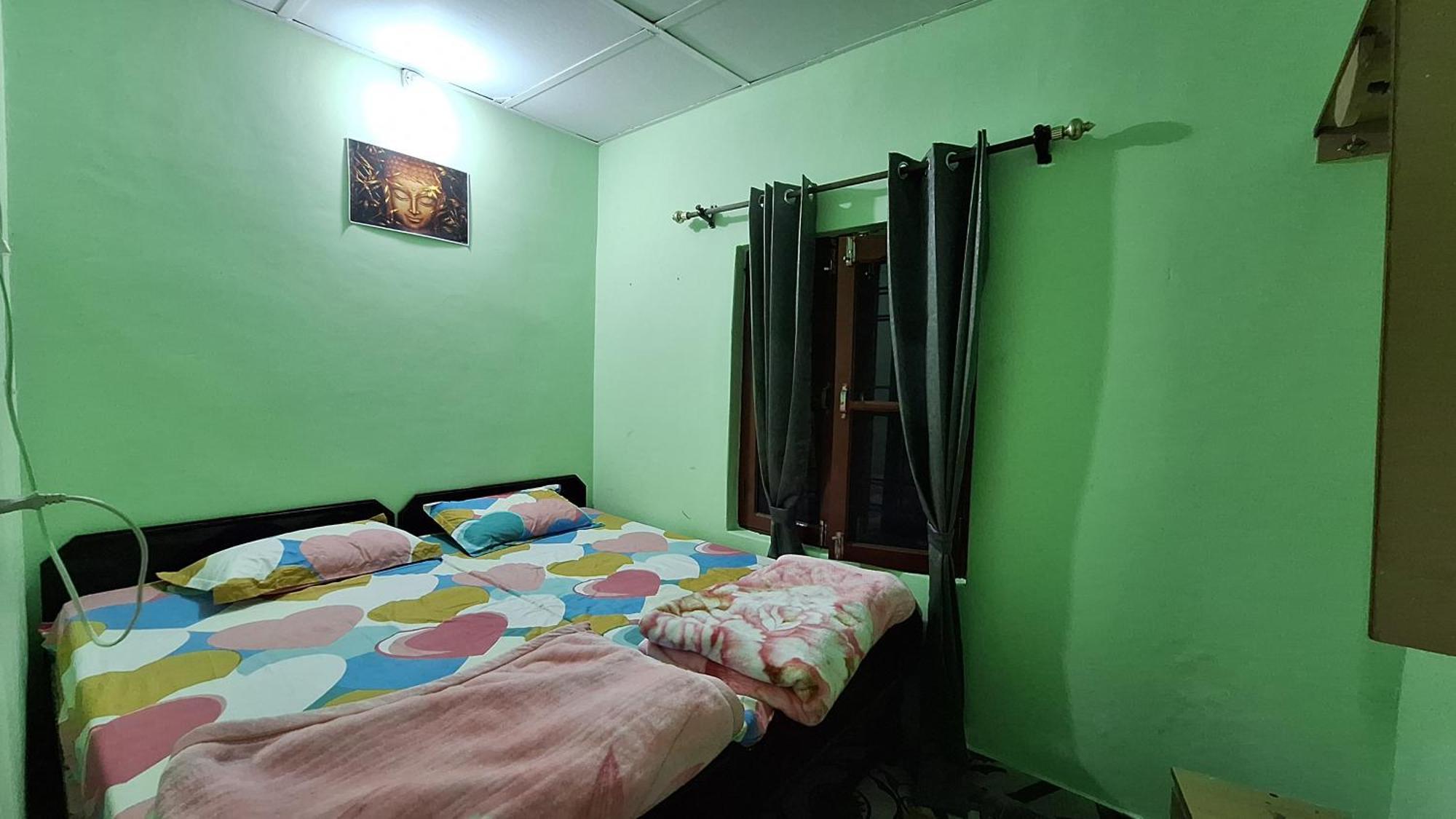 Tathastu Bir -Homestay ,Dorm,Hostel المظهر الخارجي الصورة