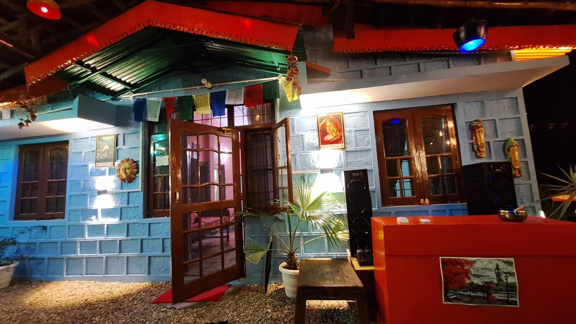 Tathastu Bir -Homestay ,Dorm,Hostel المظهر الخارجي الصورة