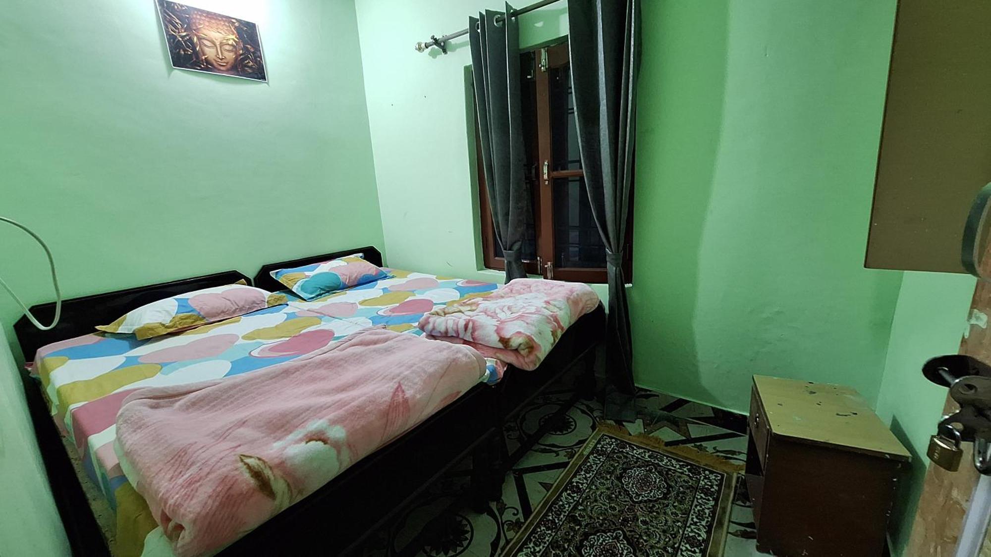Tathastu Bir -Homestay ,Dorm,Hostel المظهر الخارجي الصورة