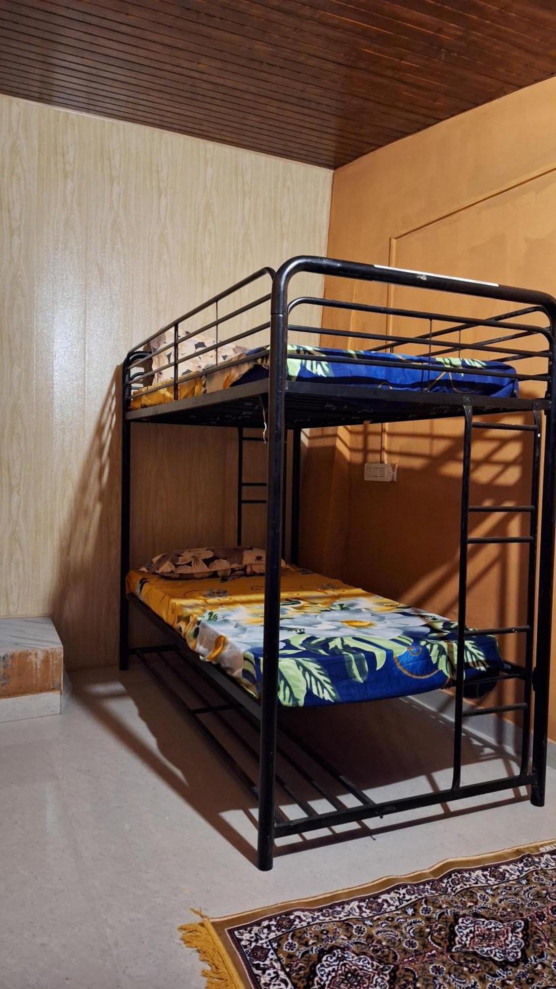 Tathastu Bir -Homestay ,Dorm,Hostel المظهر الخارجي الصورة