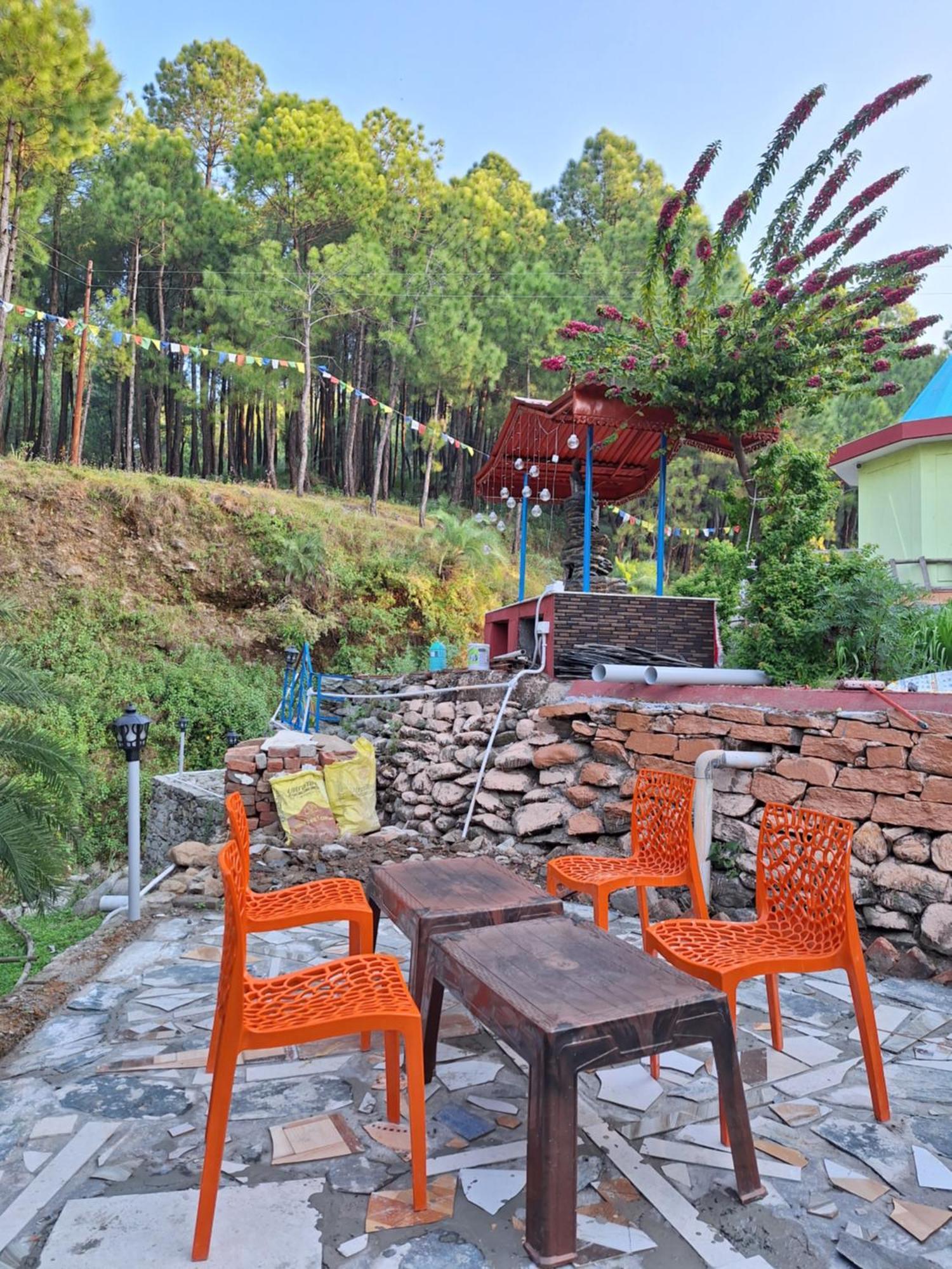 Tathastu Bir -Homestay ,Dorm,Hostel المظهر الخارجي الصورة