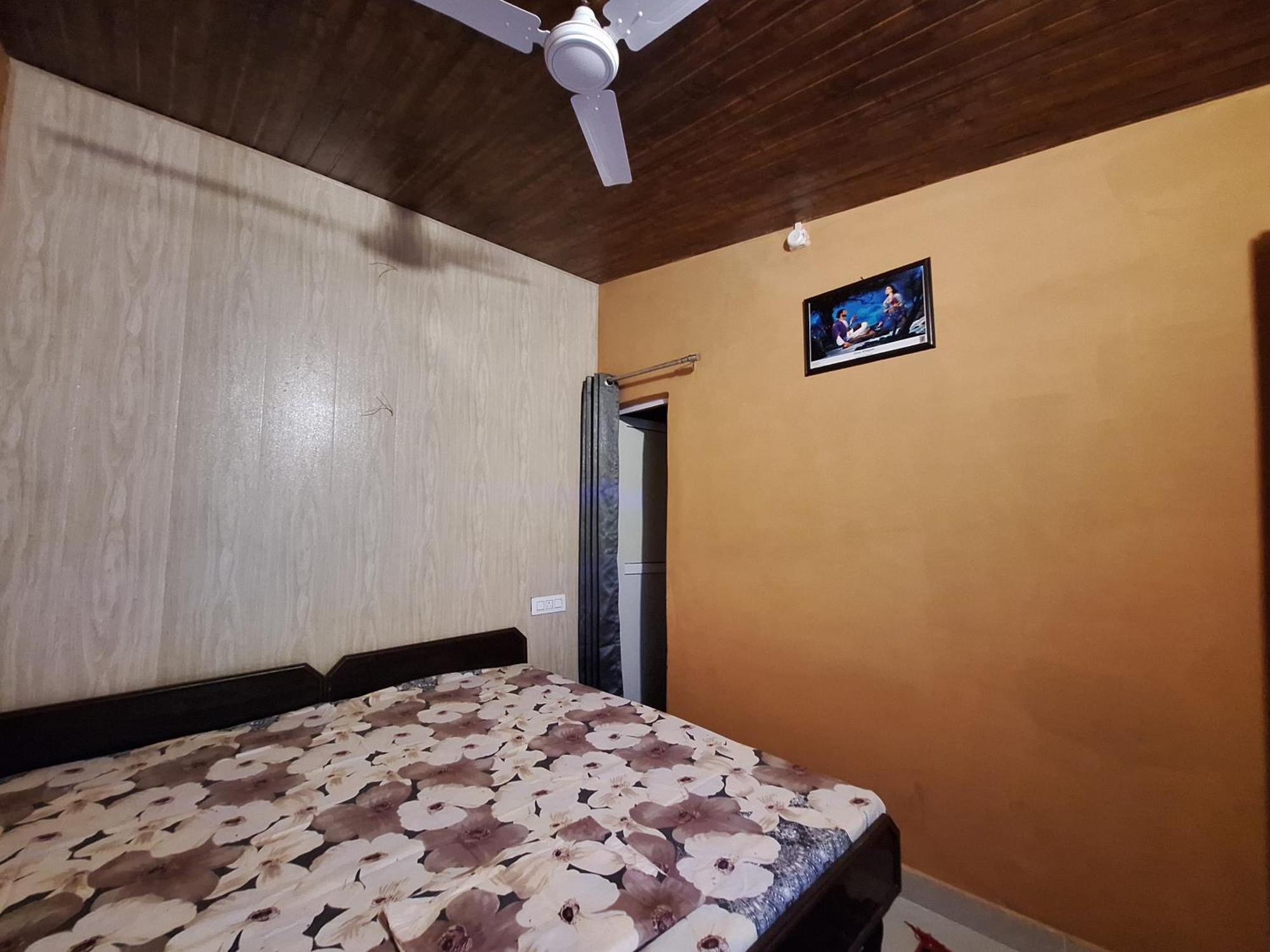 Tathastu Bir -Homestay ,Dorm,Hostel المظهر الخارجي الصورة