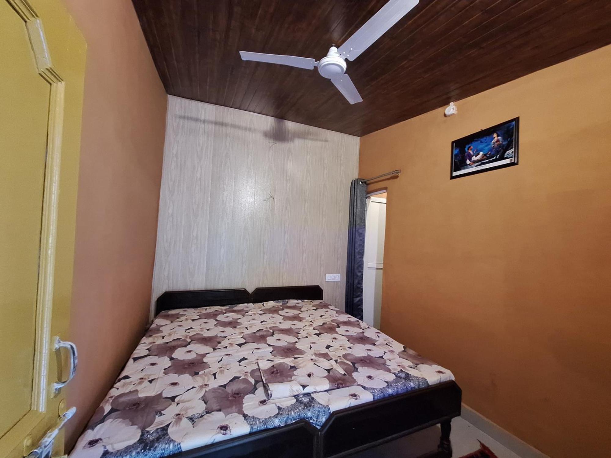 Tathastu Bir -Homestay ,Dorm,Hostel المظهر الخارجي الصورة