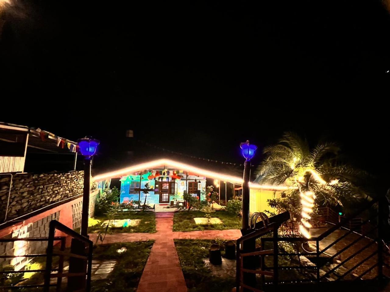 Tathastu Bir -Homestay ,Dorm,Hostel المظهر الخارجي الصورة
