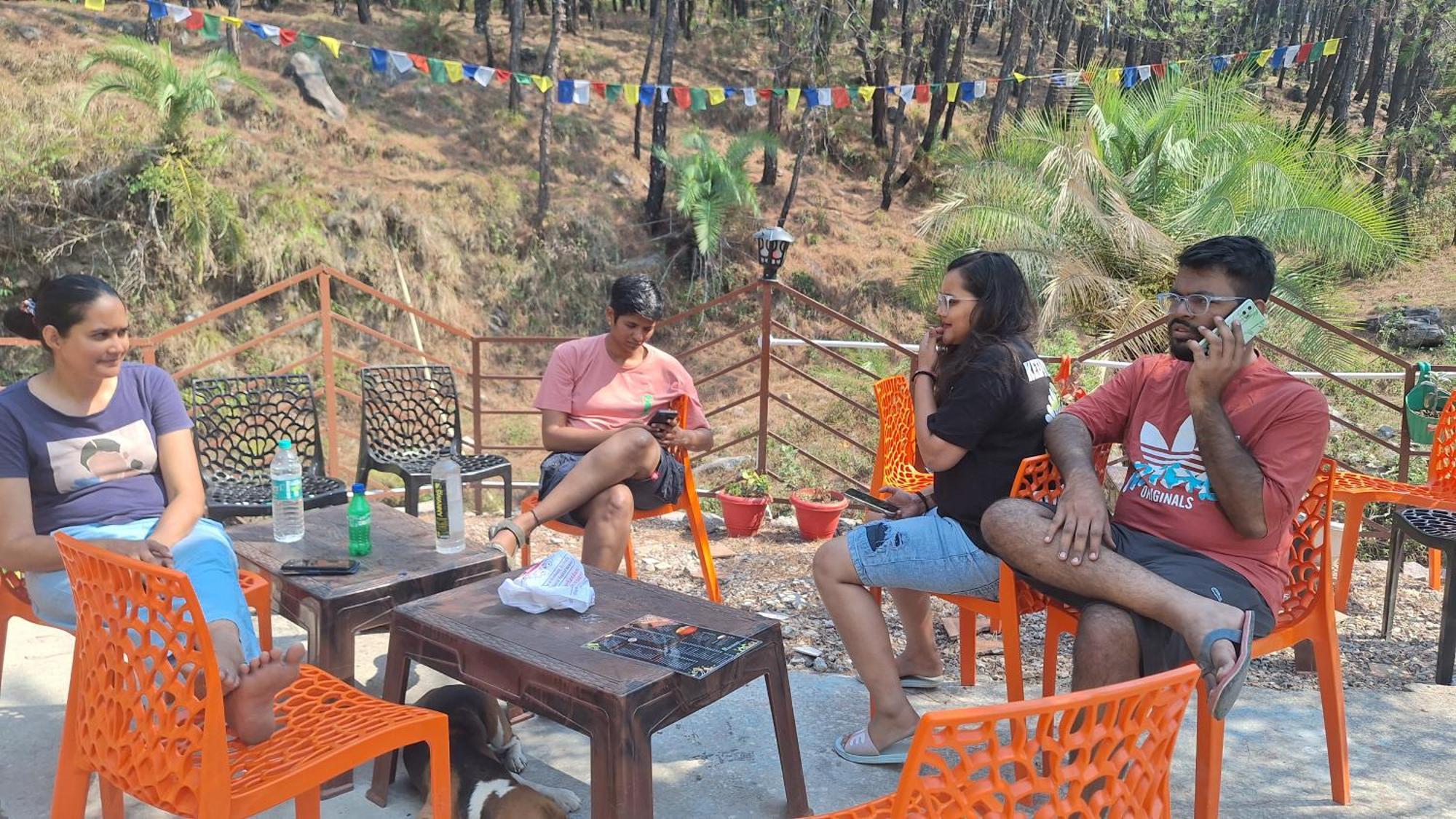Tathastu Bir -Homestay ,Dorm,Hostel المظهر الخارجي الصورة