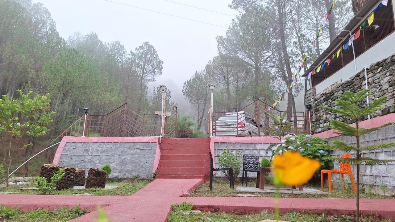 Tathastu Bir -Homestay ,Dorm,Hostel المظهر الخارجي الصورة