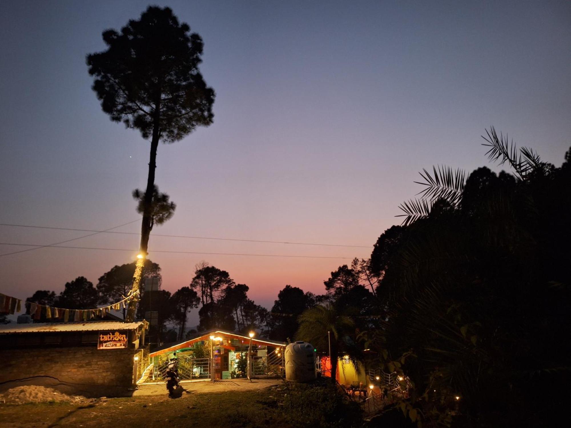 Tathastu Bir -Homestay ,Dorm,Hostel المظهر الخارجي الصورة