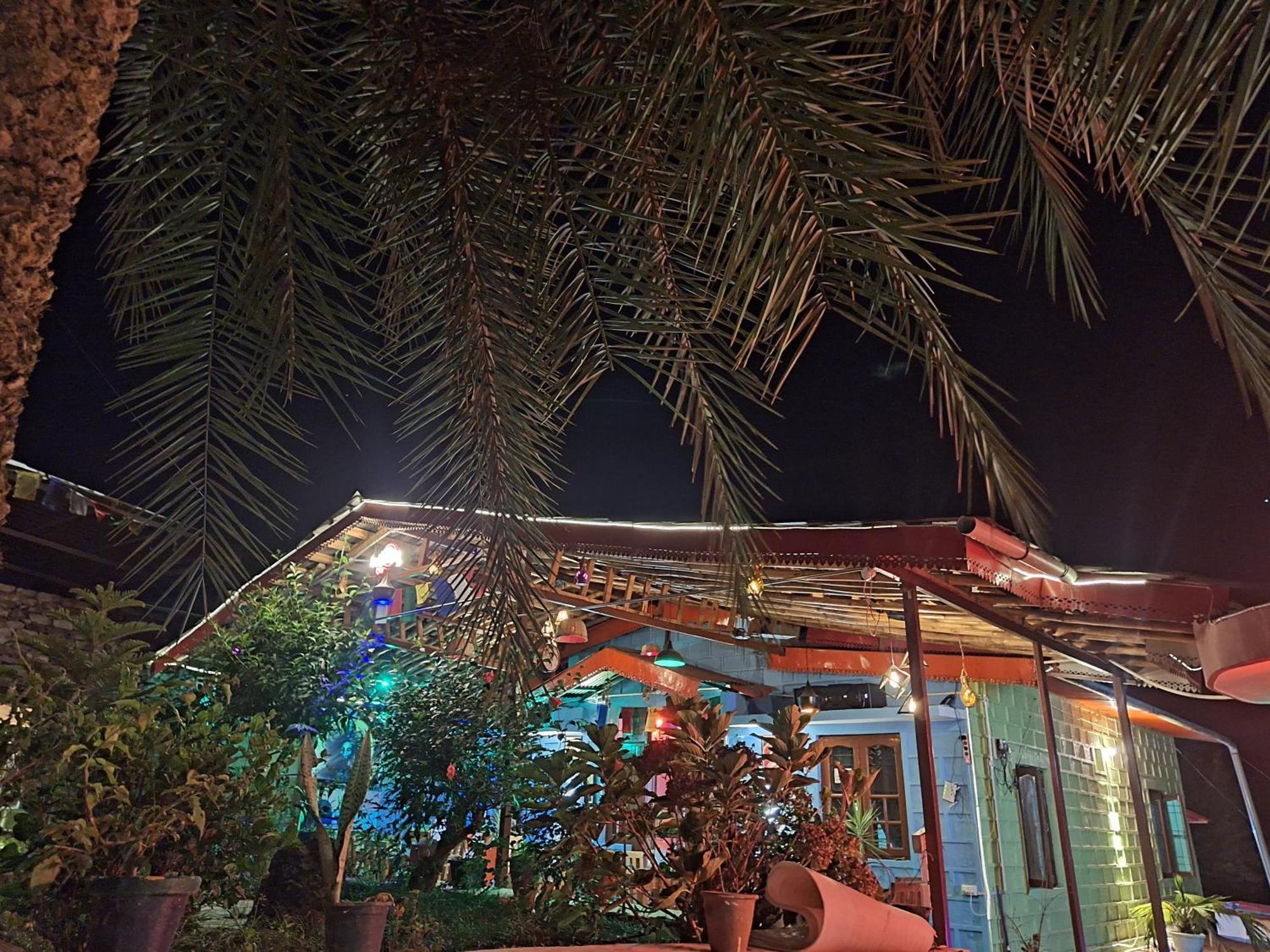 Tathastu Bir -Homestay ,Dorm,Hostel المظهر الخارجي الصورة